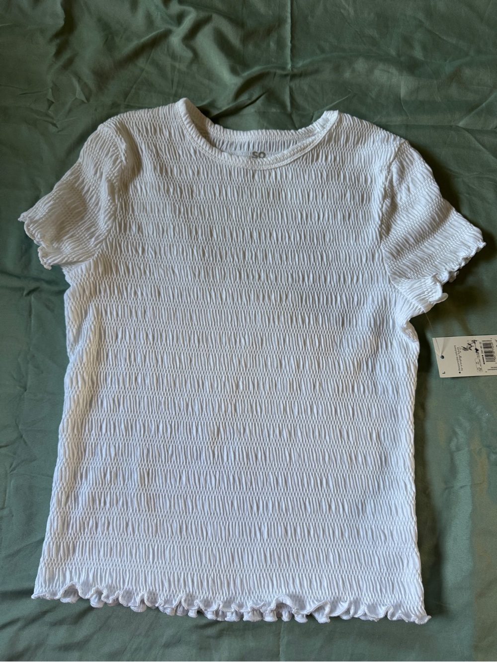SO White Ruched  stretch Short Sleeve blouse size L